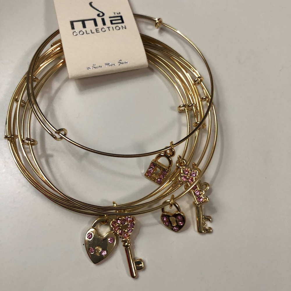 Amethyst Charm Bangle bracelet